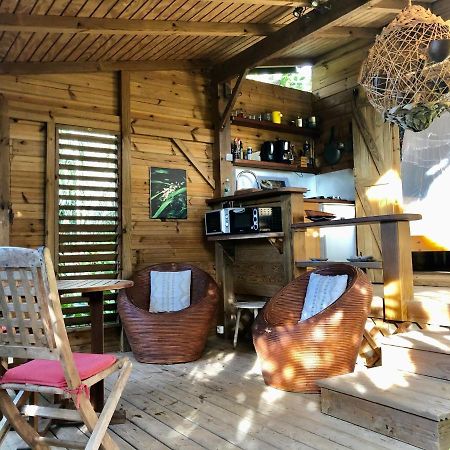 Le Carbet Chez Villas Piment Cafe Deshaies Bagian luar foto