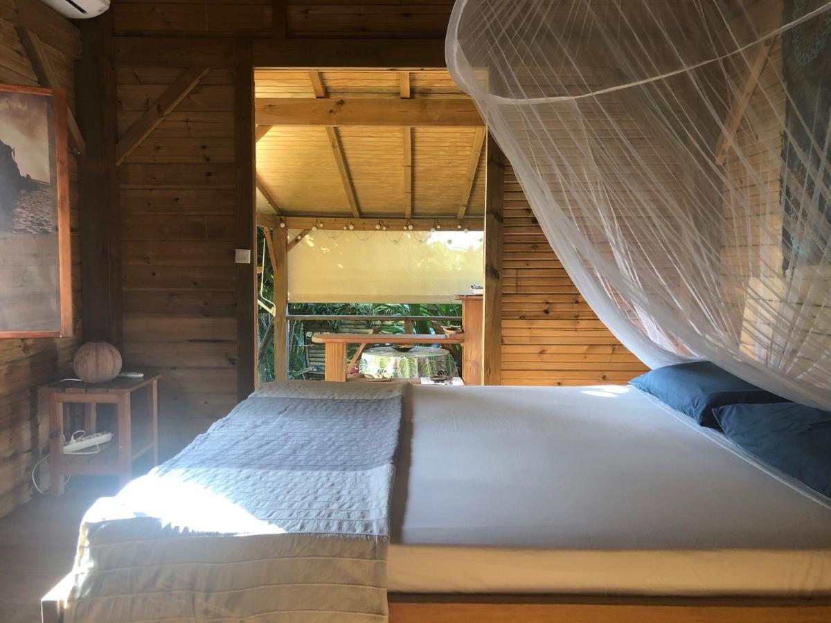 Le Carbet Chez Villas Piment Cafe Deshaies Bagian luar foto